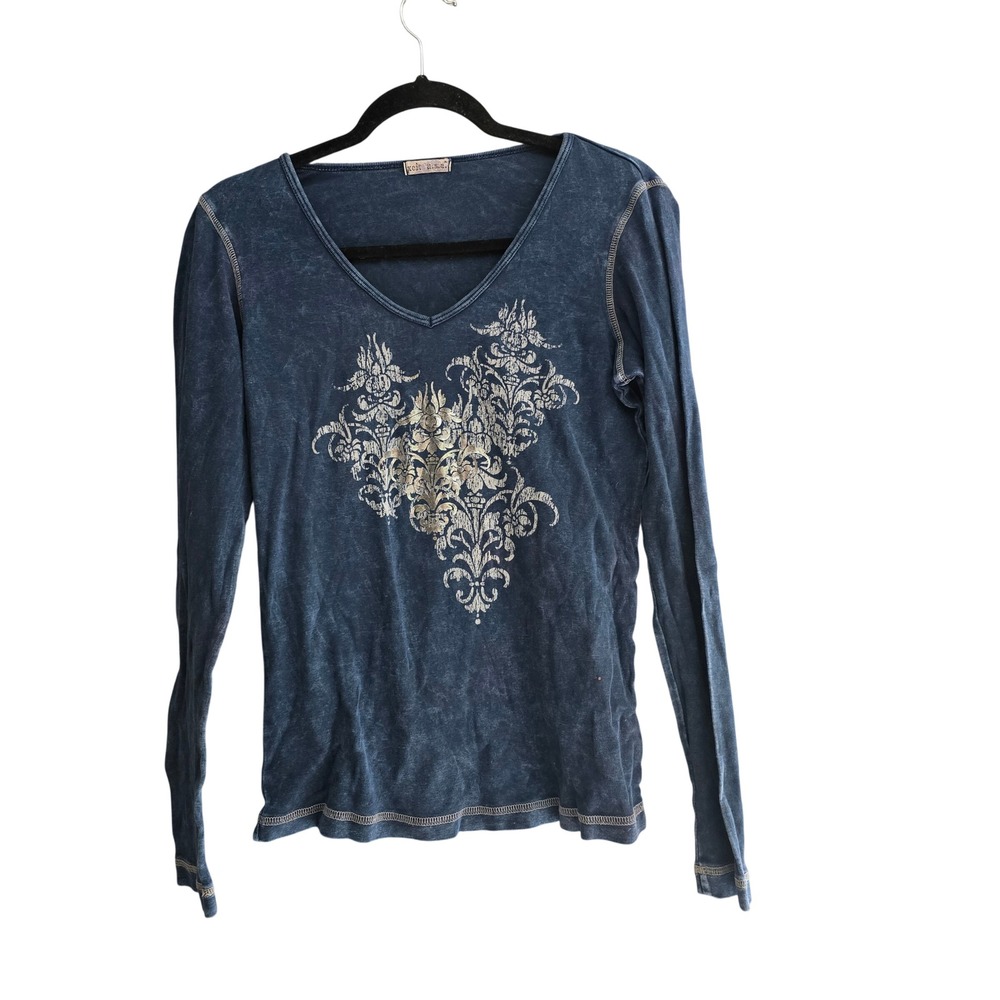 Xcit USA Blue Acid Wash Long Sleeve Graphic V-Neck Top XL Gold Fleur-de-lis